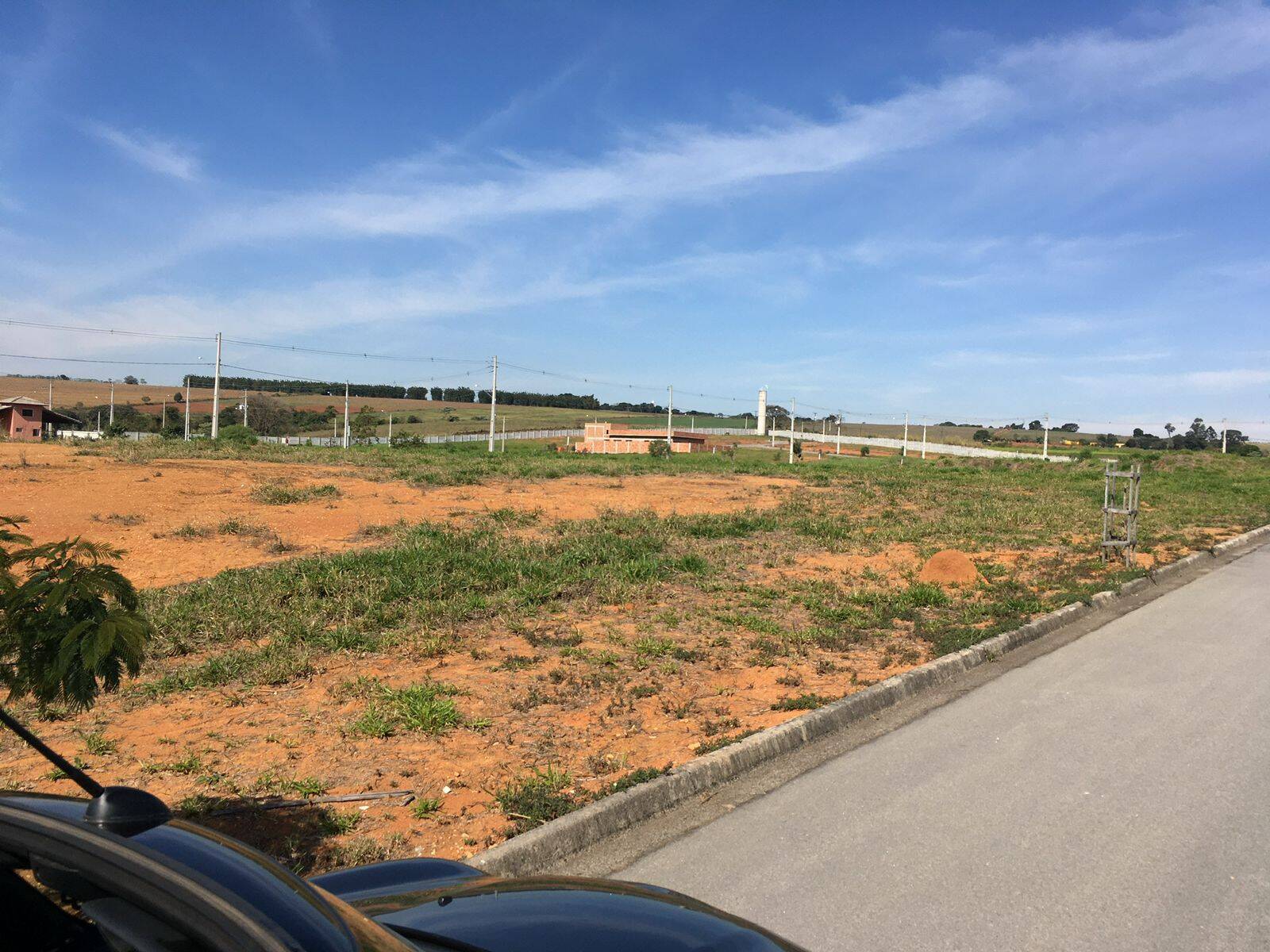 #038 - Terreno em condomínio para Venda em Tuiuti - SP