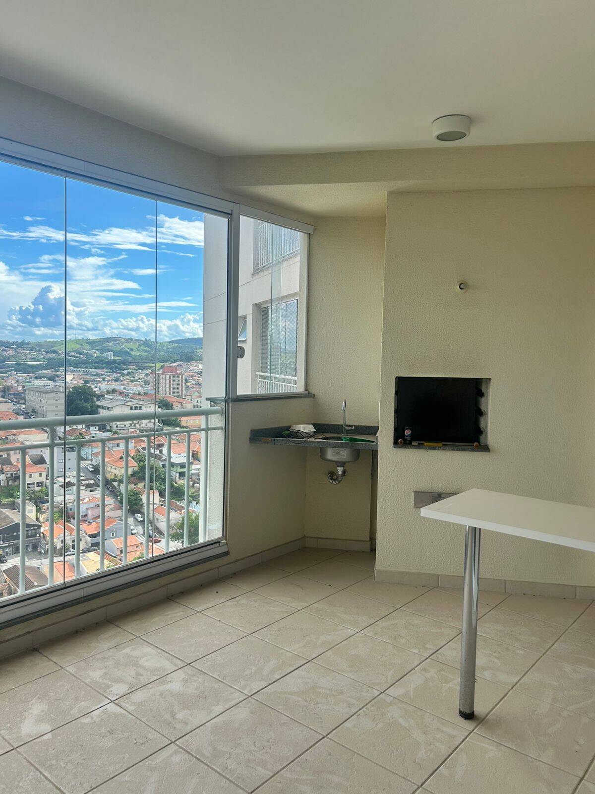 #096 - Apartamento para Venda em Itatiba - SP