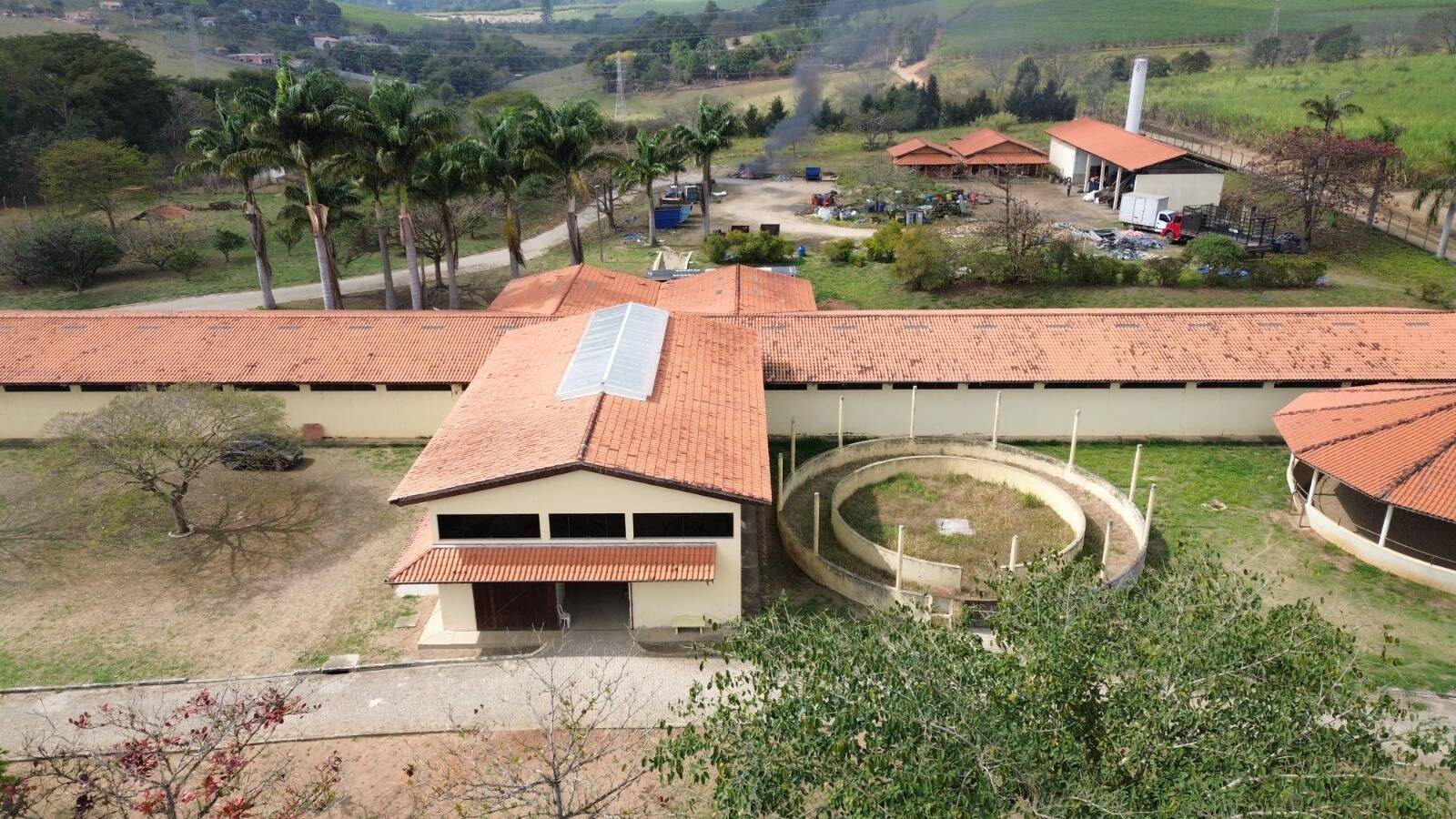 #202 - Haras para Venda em Caçapava - SP